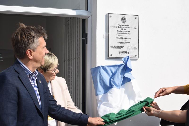Gobierno celebró con inauguraciones de obras los 99 años de la localidad