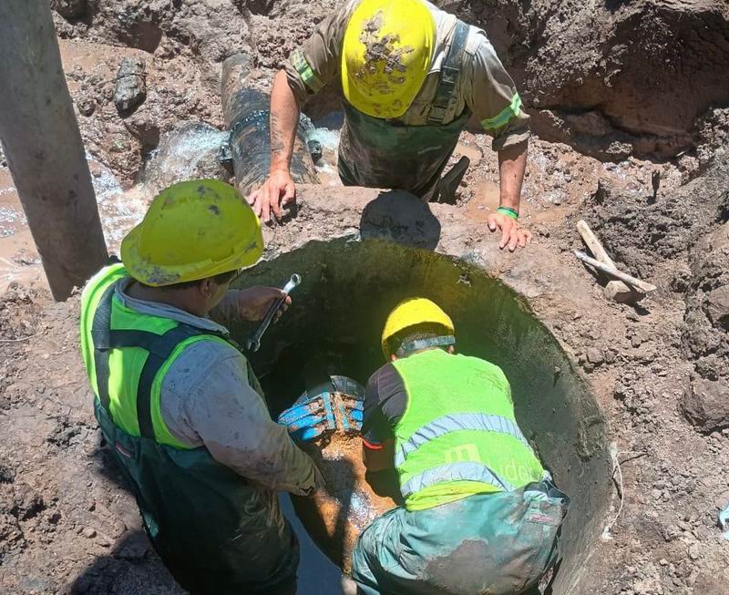 Quitilipi: Sameep reparó cañería de impulsión de la red cloacal