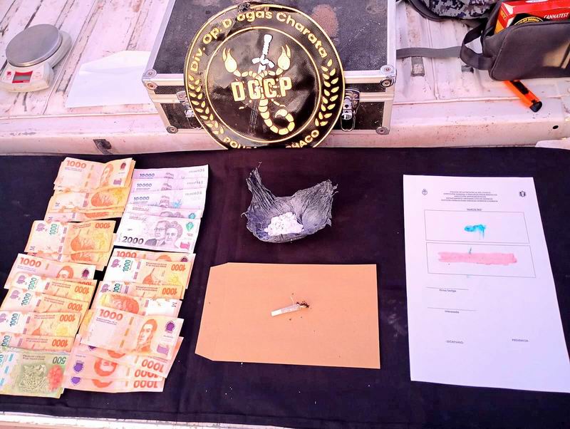 Los nenes vendian drogas y su madre los defendió