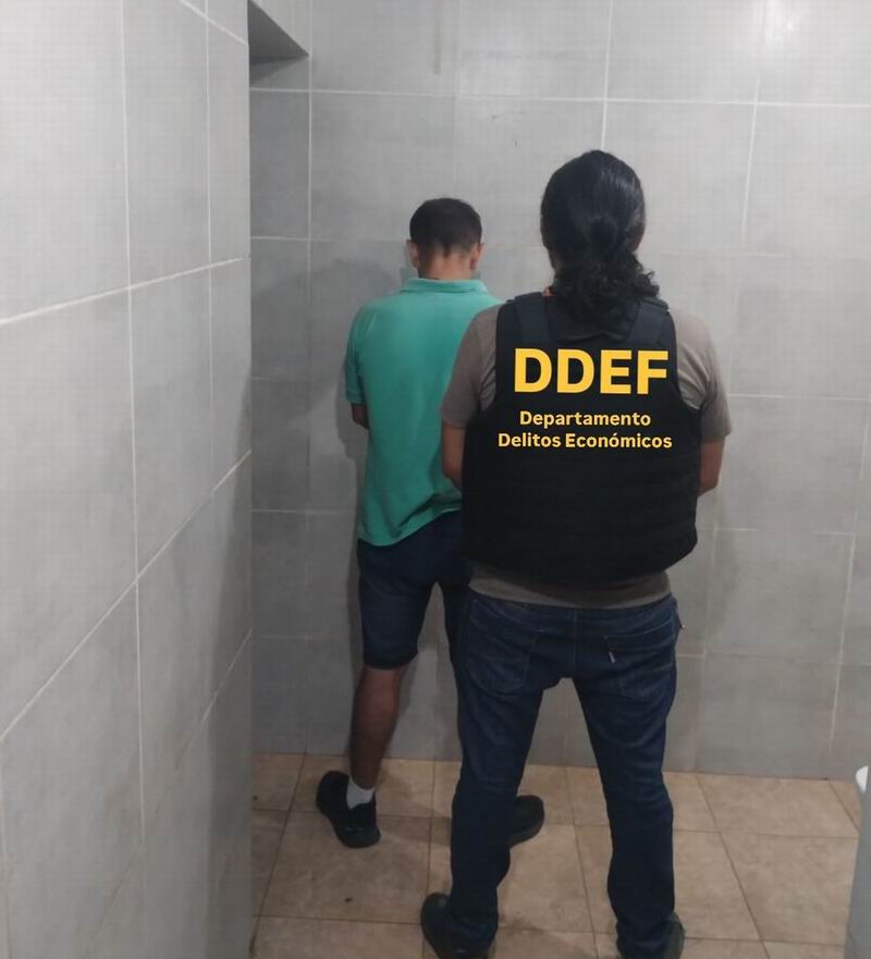 Invitó a «matear» al amigo y este le birló $250 mil