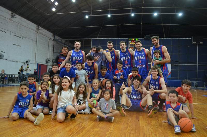 Villa recibe al difícil Comunicaciones