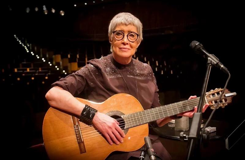 Teresa Parodi vuelve a Resistencia y a Corrientes con «Retratos de familia»
