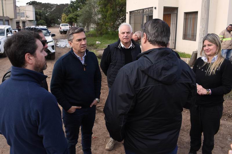 Zdero constató el avance de obras de pavimentación en villa Altabe