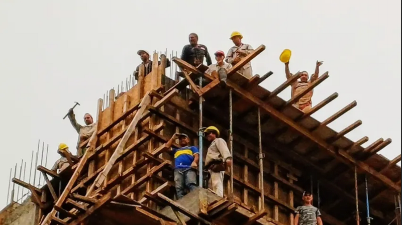 Milei: «Hablamos de flexibilización, porque implica reducción de derechos»