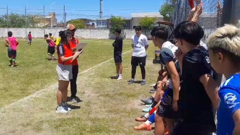«Colón te está buscando»: Más de 600 jóvenes mostraron sus habilidades