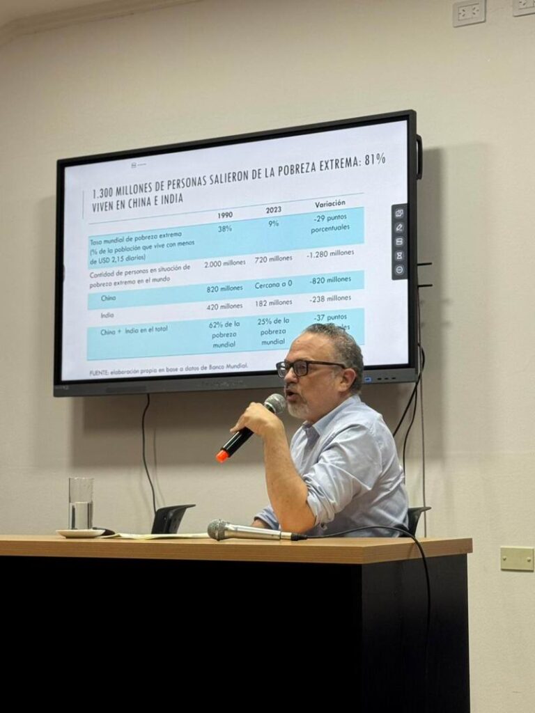 Matías Kulfas calificó de clave el rol de la universidad ante la nueva globalización
