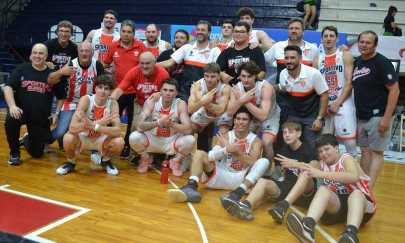 Villa dejó el invicto como local ante los santafesinos