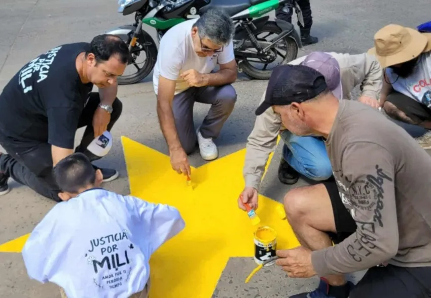 Resistencia: pintaron una estrella amarilla en memoria de Milagros Machuca