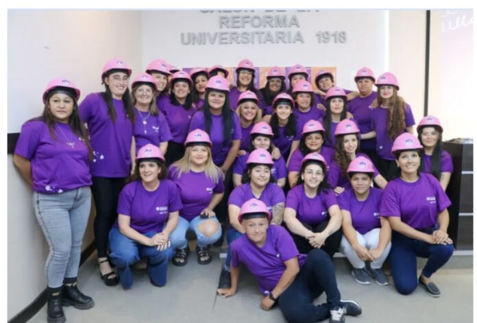 La presencia femenina en la construcción visibiliza la desigualdad en el sector