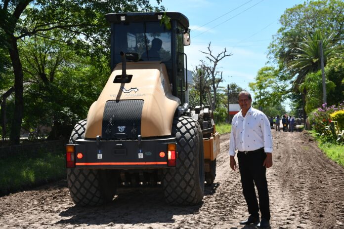 Papp supervisó obra de pavimento en calles Juramento y Montevideo en el barrio Sur