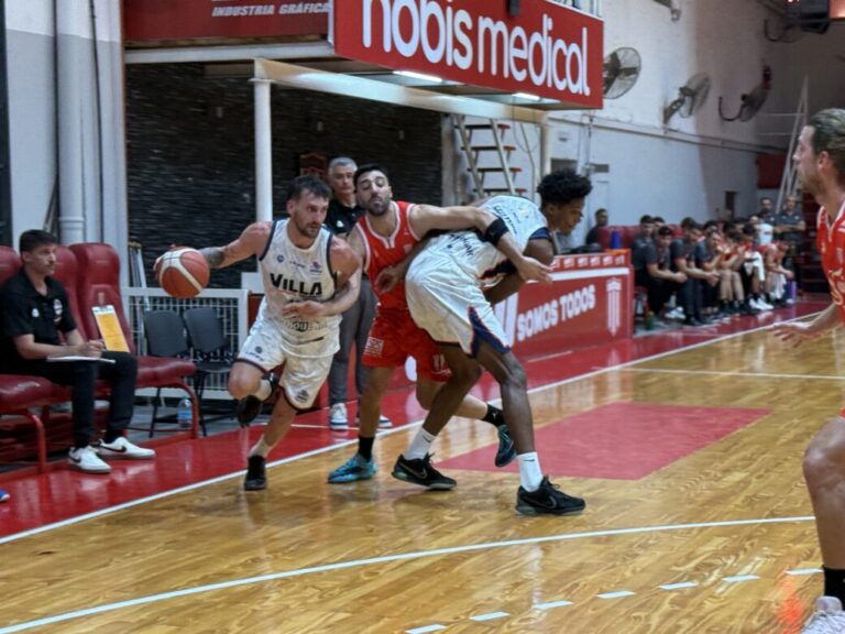 Villa cerró la gira con un tropezón ante Las Águilas