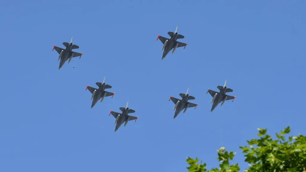 Llegaron los aviones F-16 en el marco del acuerdo con EE.UU