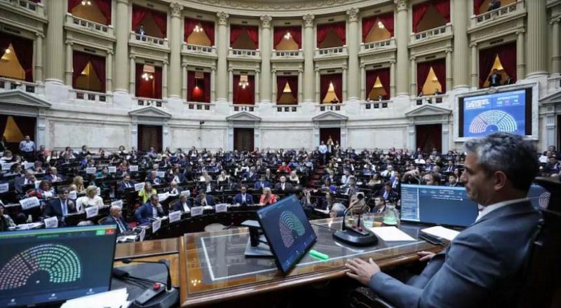 El Gobierno reactiva negociaciones con los gobernadores por la Reforma Laboral