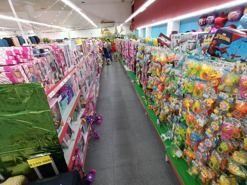 Festejo por Reyes: El consumo creció apenas 0,5%, pero el ticket promedio se derrumbó