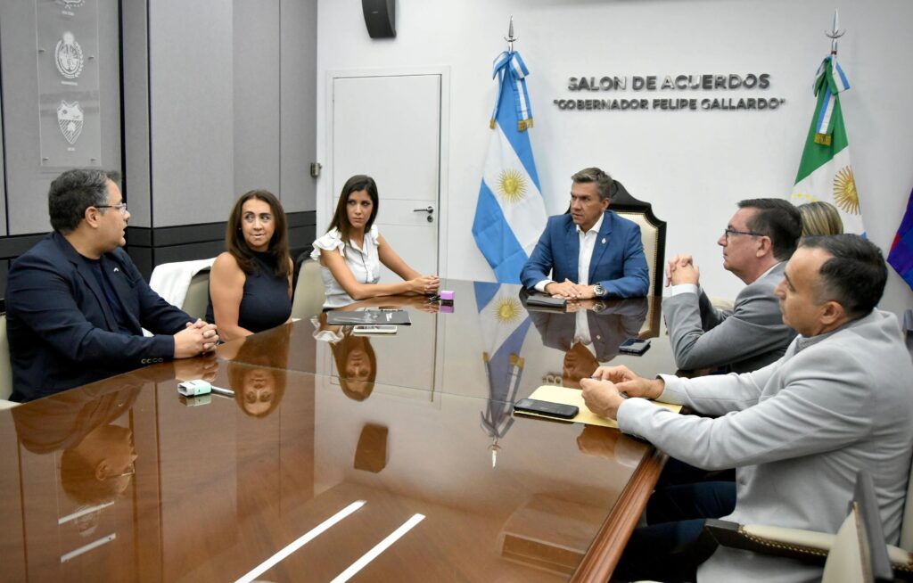El gobierno y la Universidad de la Cuenca del Plata firmaron un convenio de cooperación