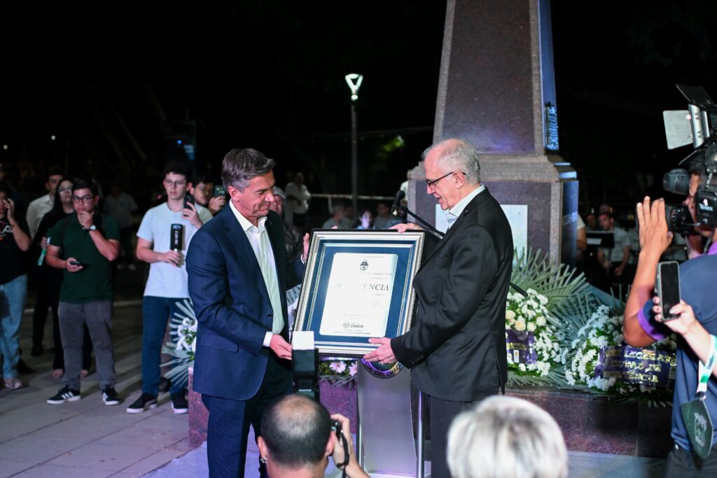 Zdero anunció la remodelación del Parque 2 de Febrero