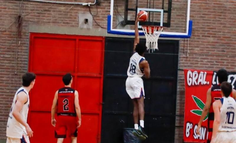 Villa San Martín mostró carácter y festejó a domicilio