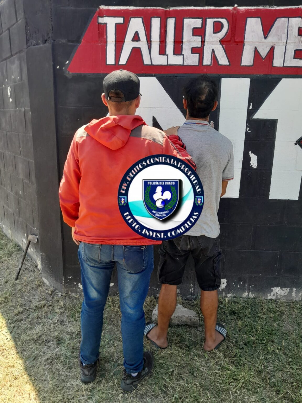 Lo pararon para un control de rutina y descubrieron que tenía tres ...