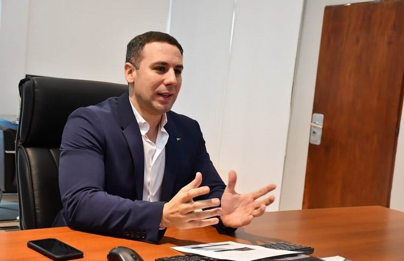 Oestmann: «Somos muy respetuosos y acompañamos la lucha docente»