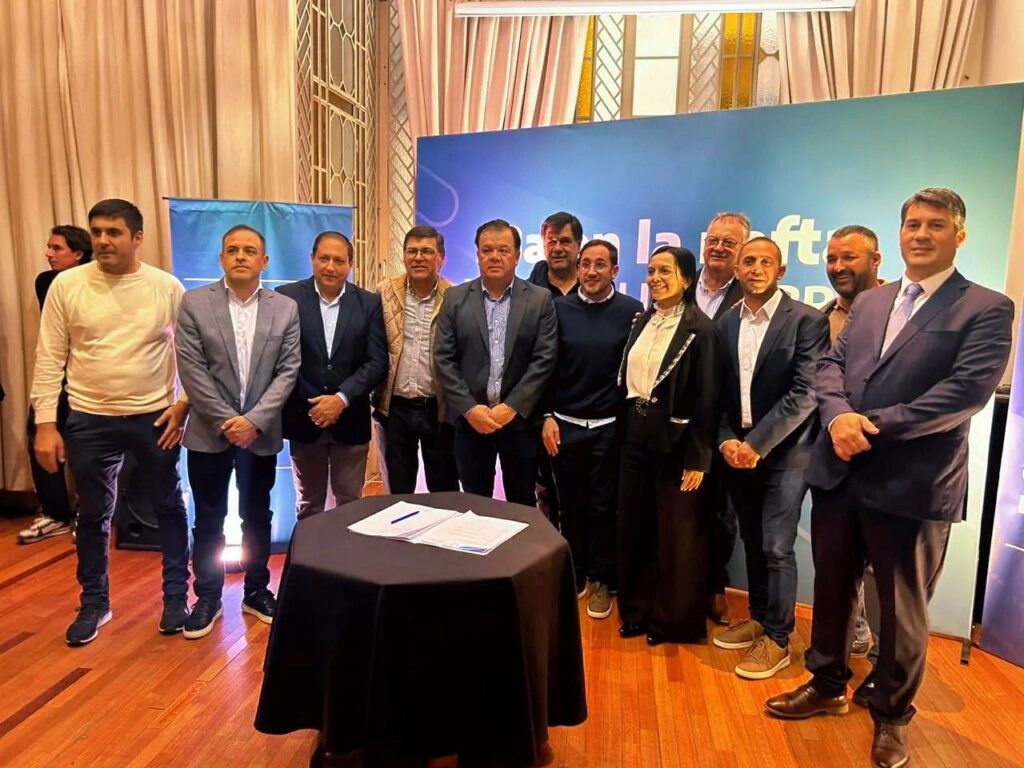 Perez Pons participó de un encuentro con Kicillof y Katopodis: “Sin obras este país no se desarrolla”