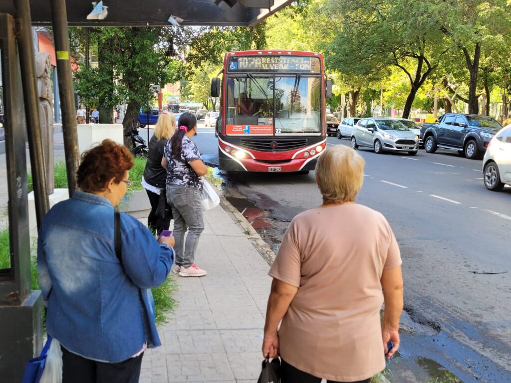 Los choferes no cobraron y la UTA podría iniciar una medida por tiempo indeterminado este jueves
