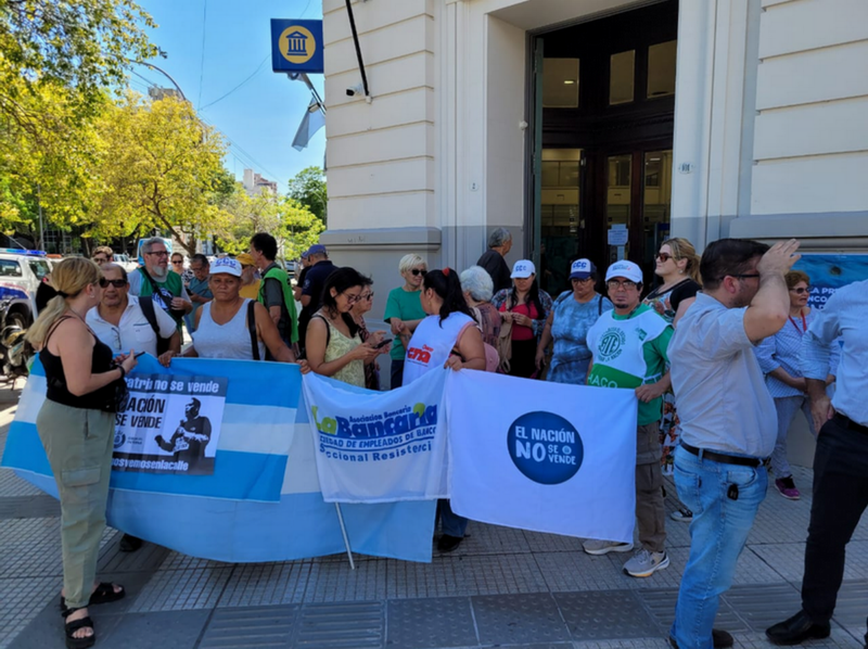La Bancaria advirtió por despidos y cierre de sucursales en todo el país