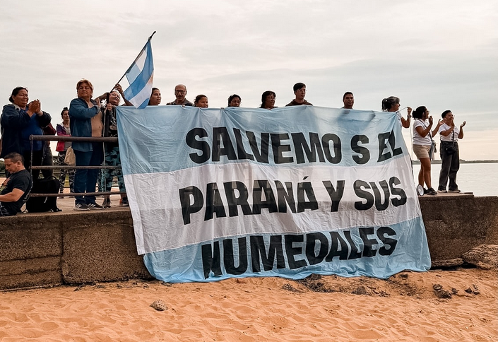 Defensa del Paraná: «Patriada» contra el dragado