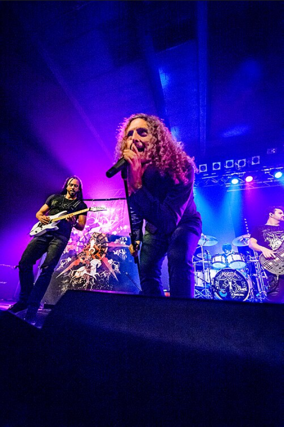 De Italia a Resistencia: llega Fabio Lione, la voz del power metal