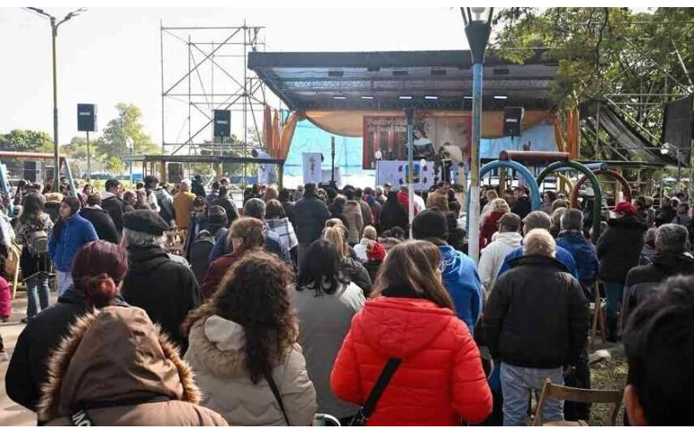 Puerto Tirol: Miles de fieles pidieron a Santa Rita salud, trabajo y paz