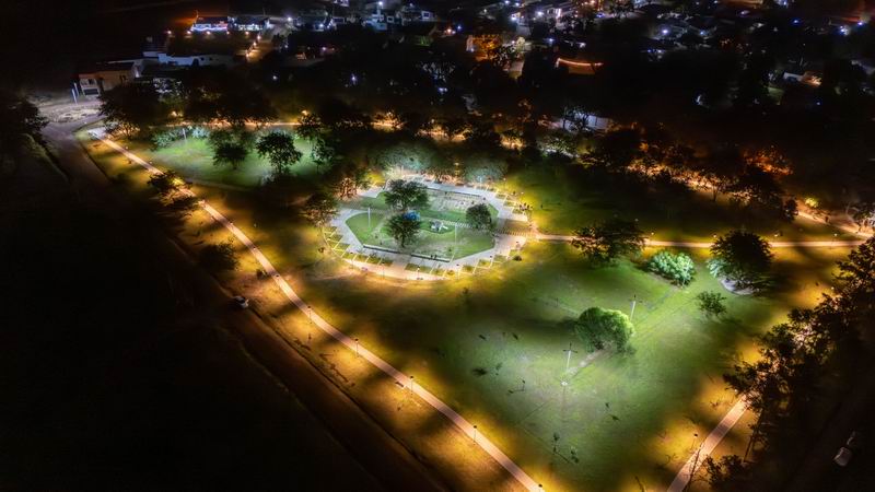 El barrio Loma Linda inauguró su plaza
