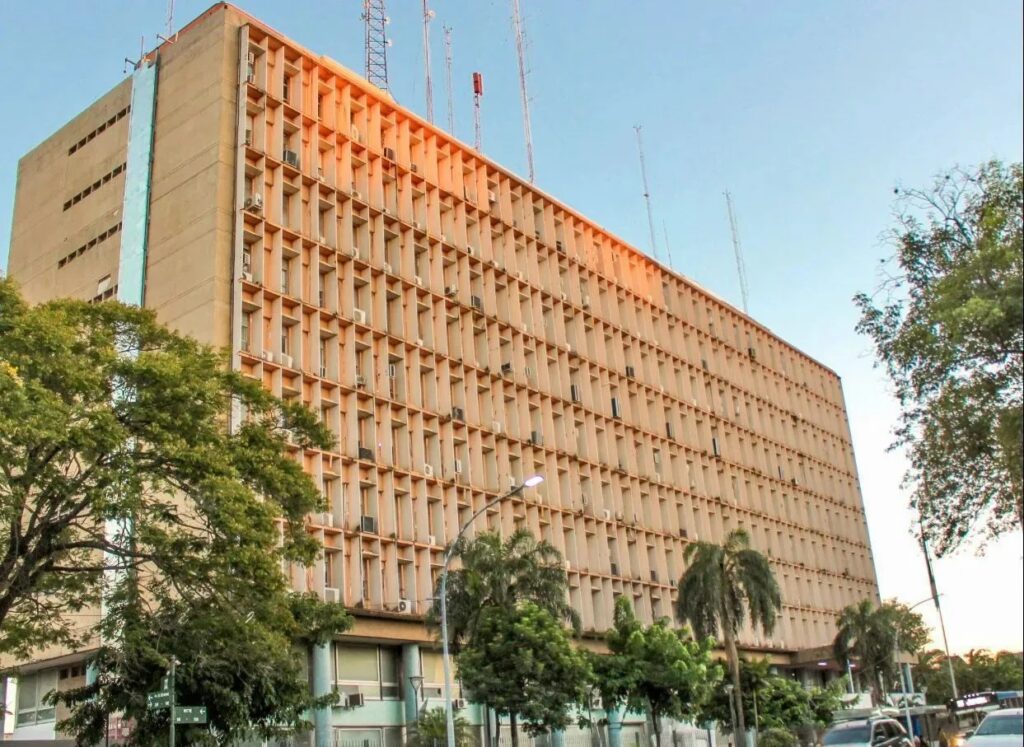 El Gobierno prorrogó el retiro voluntario hasta el 31 de agosto: quiénes pueden acceder