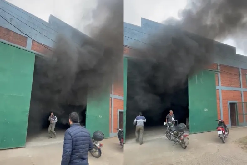 Principio de incendio en una metalúrgica tras la explosión de una batería