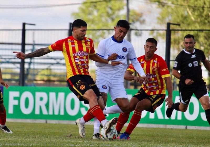 Sarmiento no levanta cabeza y sumó su segunda derrota al hilo