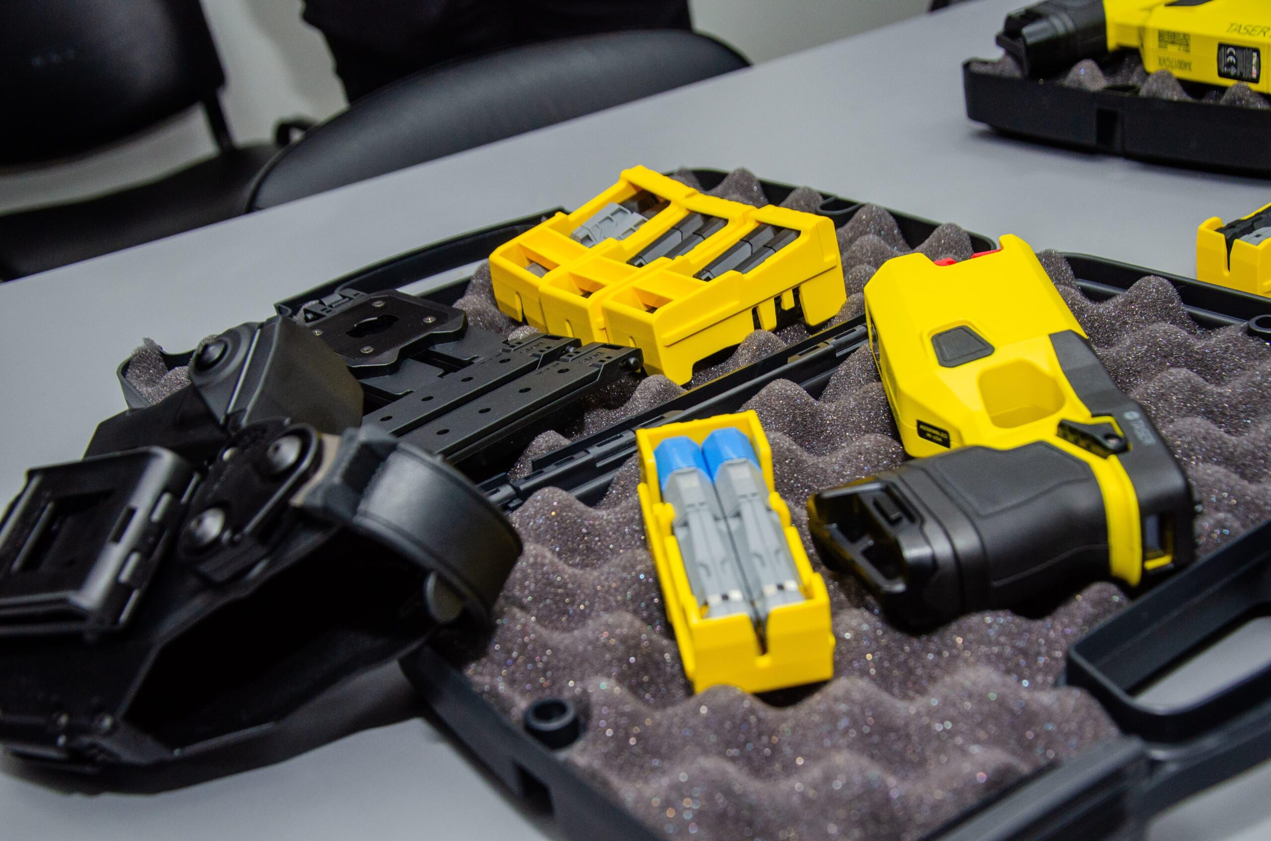 Chaco incorporó las primeras pistolas Taser para la Policía