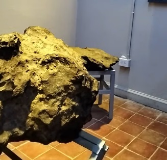 “Entre el cielo y la tierra” ya abrió sus puertas en el Museo de Ciencias Naturales Augusto Schulz