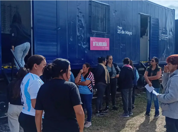 Tren 25 de Mayo: con gran repercusión, comenzó a atender en Hermoso Campo