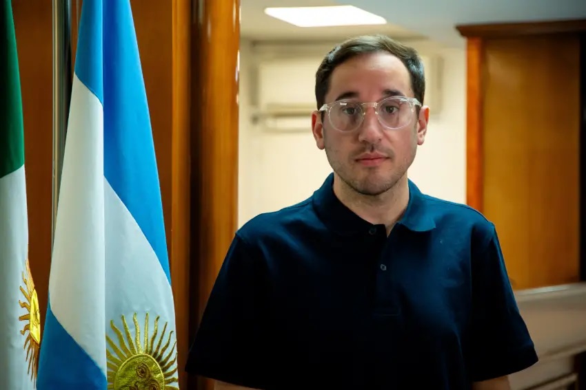 Pérez Pons destruyó el relato de Zdero: «Duplicó la desocupación y esconde leyes para salvar a las Pymes»