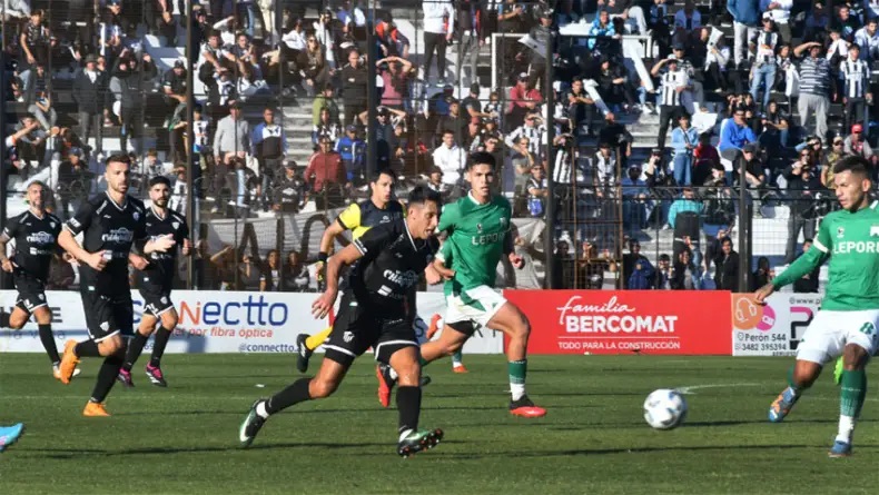 For Ever recibe a Ferro con la obligación de ganar: desde las 16 en el «Gigante de la avenida»