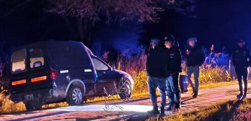Hallaron un cadáver adentro de un vehículo