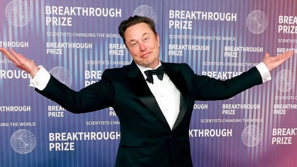 Elon Musk alcanzó una fortuna récord y se convirtió en el primer trillonario de la historia