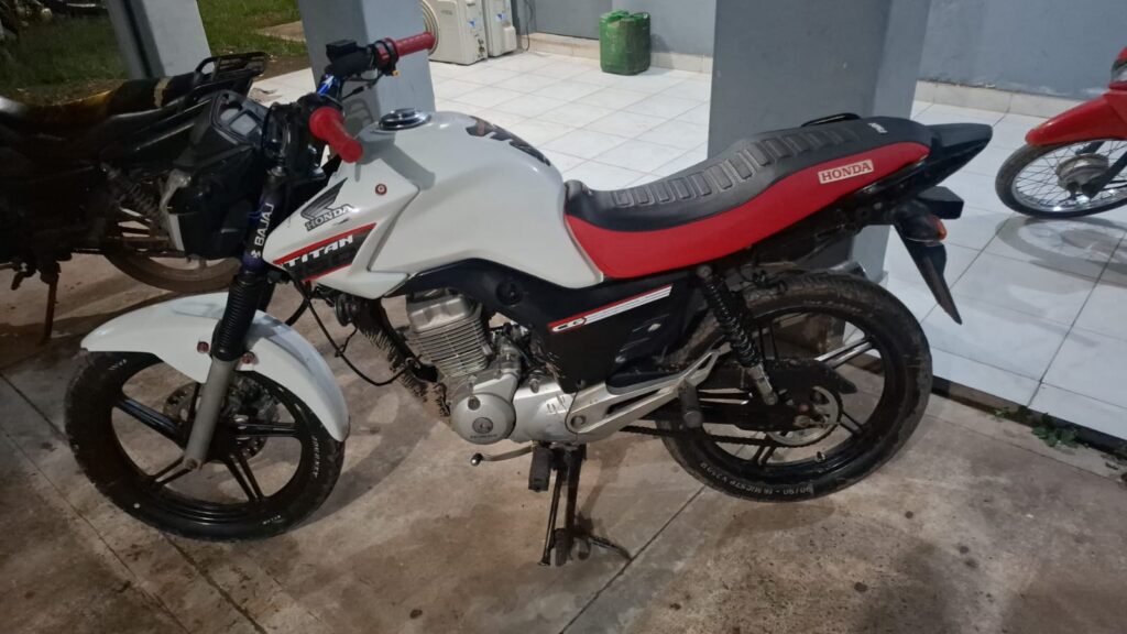 Tragedia vial en Colonia Unidas: murió un motociclista y demoraron a dos jóvenes que habrían huido del lugar