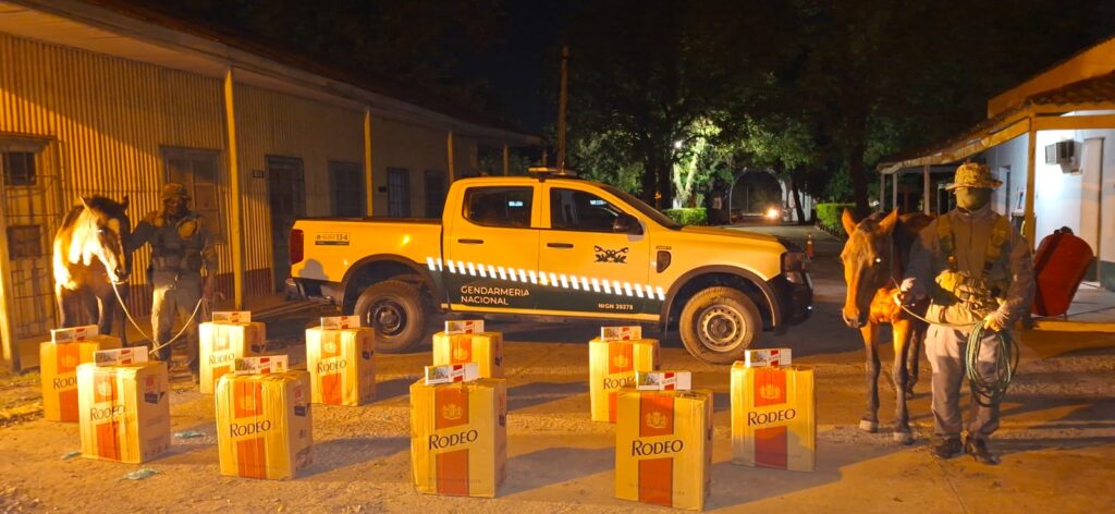 Chaco: utilizaban equinos para transportar 5.000 atados de cigarrillos de contrabando
