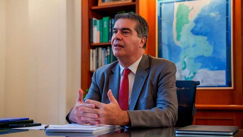 Capitanich advirtió de la caída de la economía, la industria y el comercio