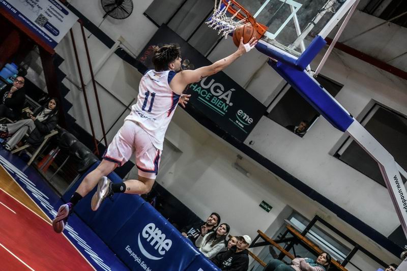 Villa San Martín avanzó a semifinales y jugará el clásico contra Hindú Club