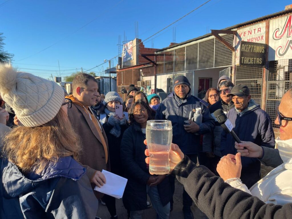 RESISTENCIA, CRISIS DEL AGUA| Barrio Zampa: la cautelar comienza a dar resultados y avanza el cumplimiento de las medidas ordenadas por la Justicia