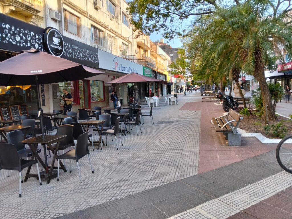 Preocupación en la peatonal de Resistencia: comerciantes advierten que las ventas siguen sin reaccionar