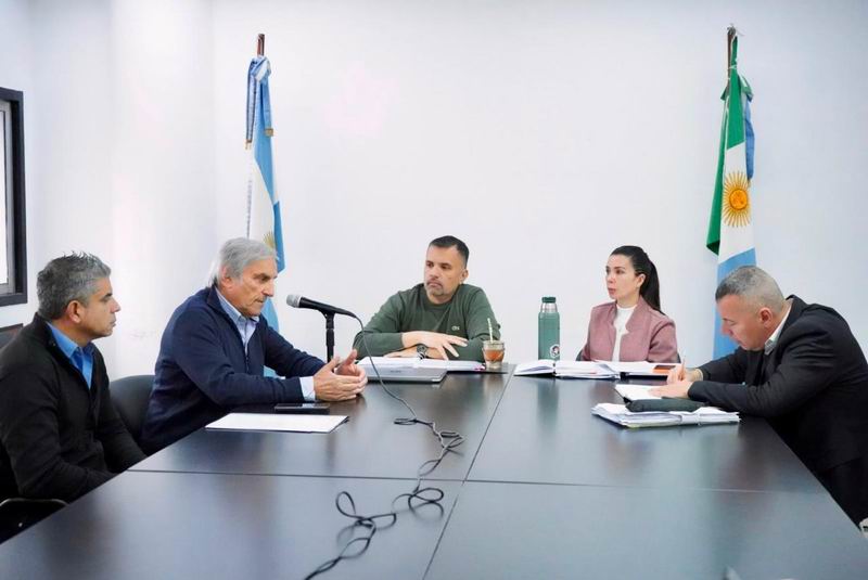 Transporte: Diputados volvió a citar a Picaluk tras escuchar los reclamos de la UTA