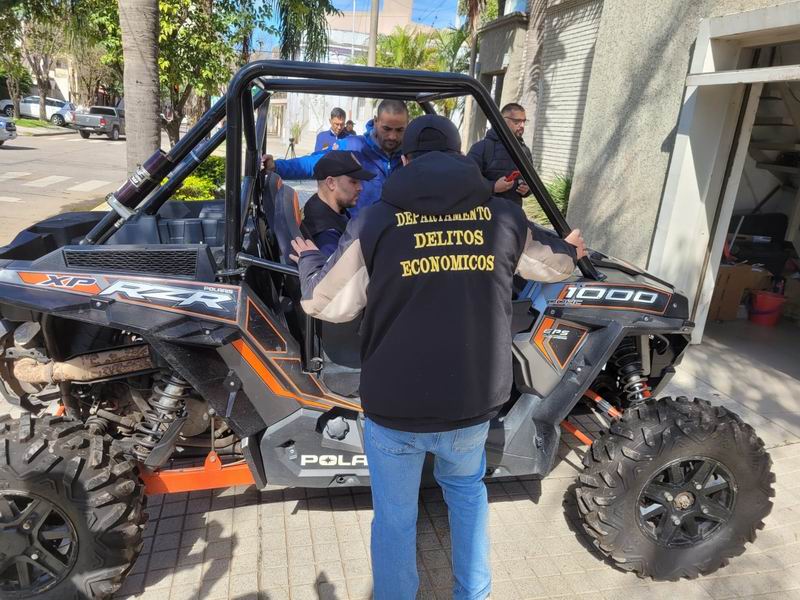 Allanamientos en los gimnasios Exxen con varias detenciones