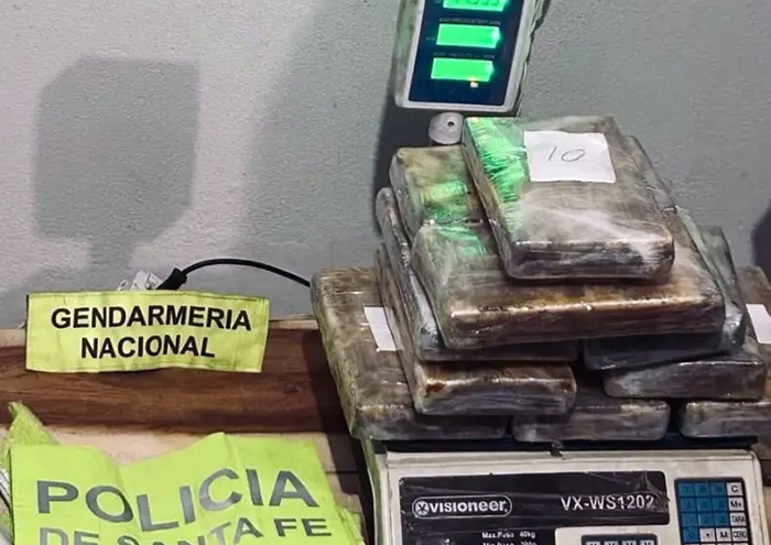 Volvía de Resistencia, lo detuvieron en la Ruta 11 y le secuestran más de 11 kilos de cocaína