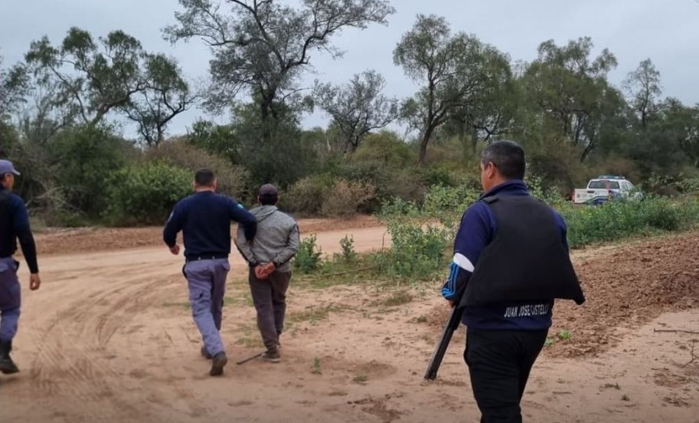 Maestra denunció que un alumno de 11 años era abusado por su padre: detuvieron al agresor